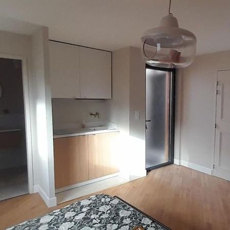 Ferienwohnung Joli Studio Avec Stationnement Gratuit Dans La Rue Le Mans Exterior foto